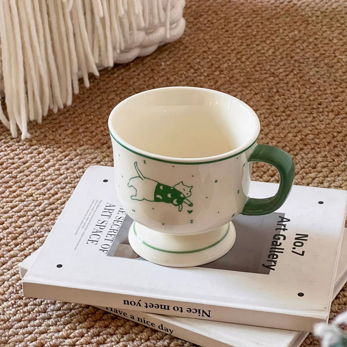 Pawfect Retro Footed Cat Mug